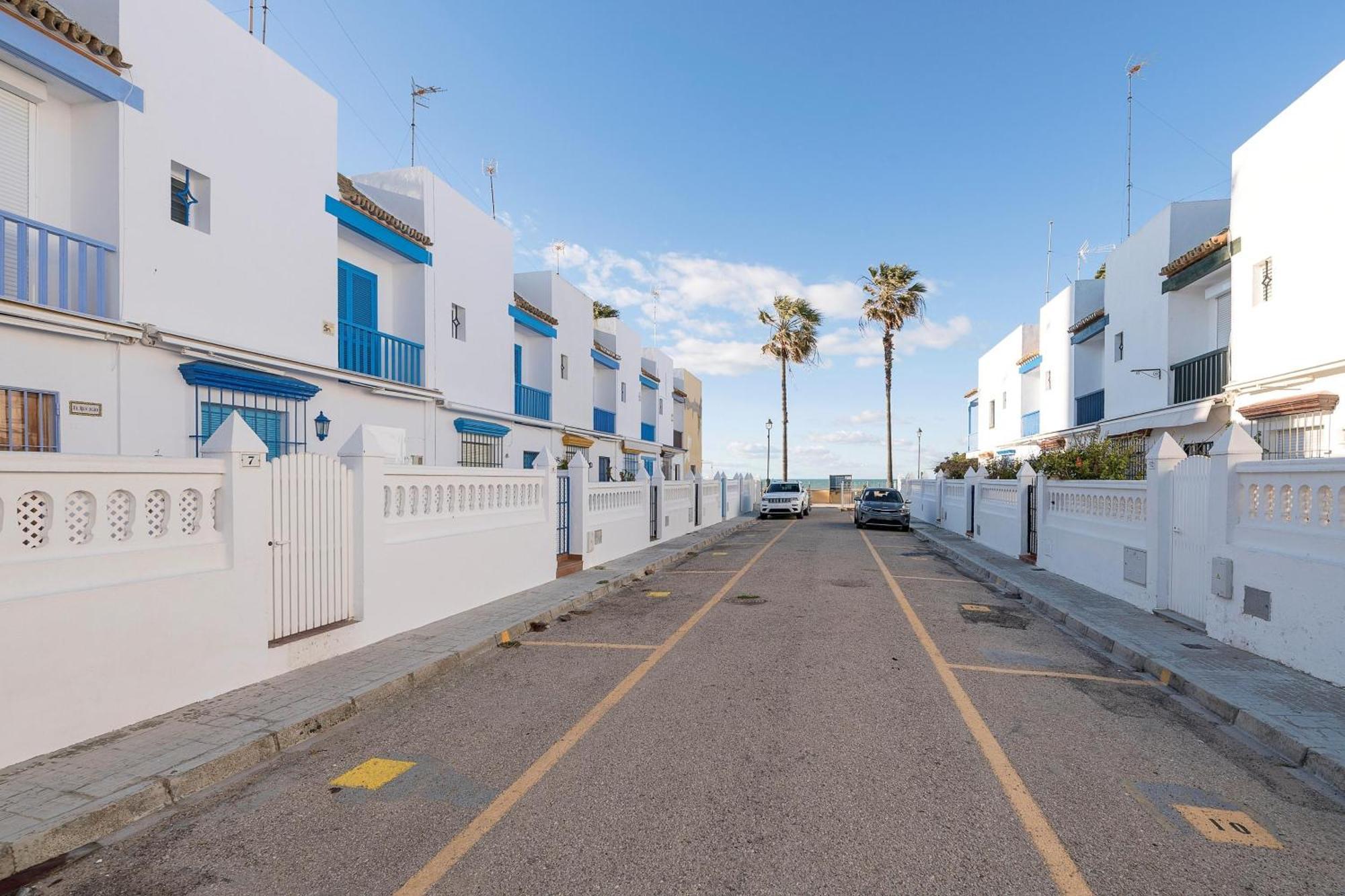El Paseo Del Faro Villa Chipiona Bagian luar foto